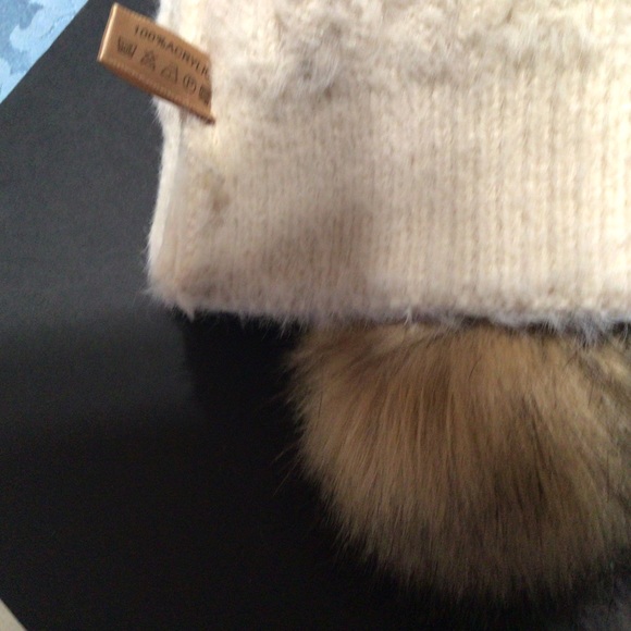 White Knit Pompom Hat - Picture 4 of 4